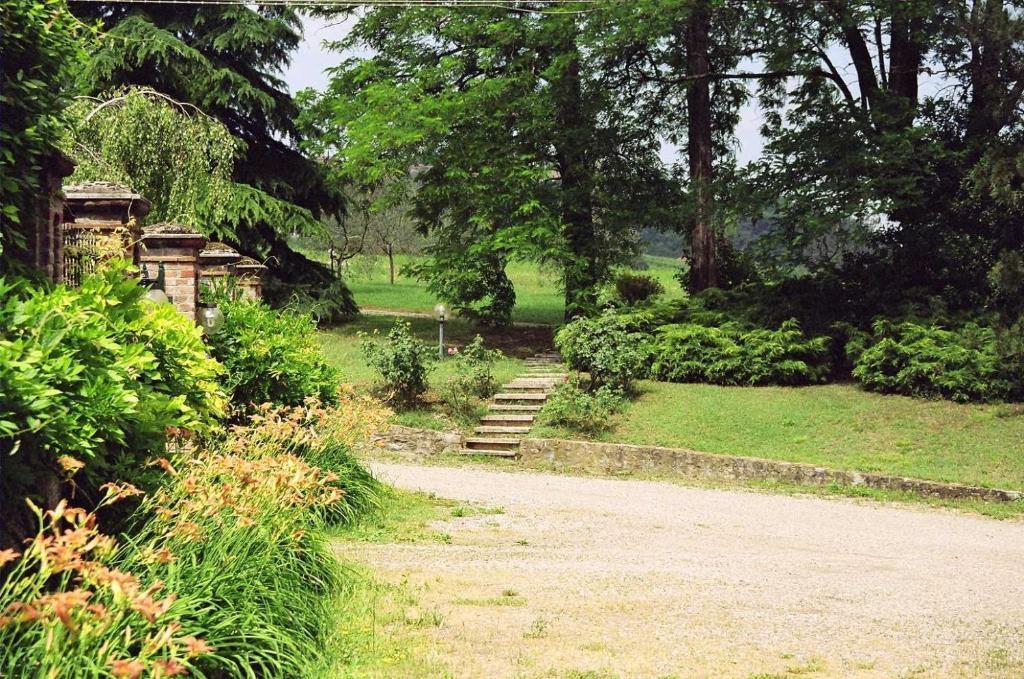 Tenuta Terensano Monleale Luaran gambar